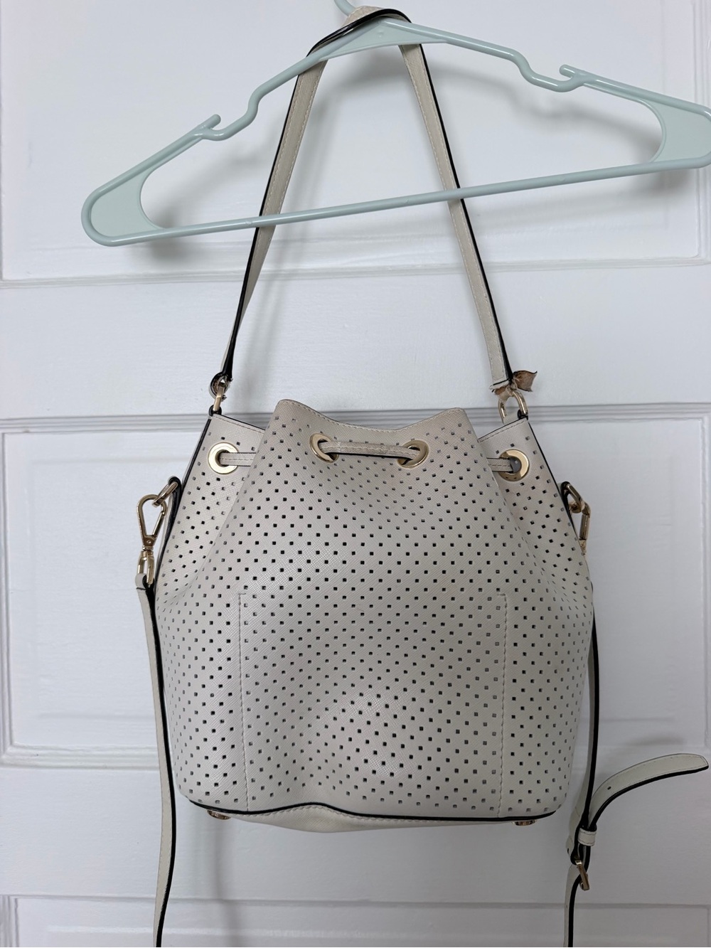 Michael Kors White Drawstring Bucket Bag - Picture 7 of 8